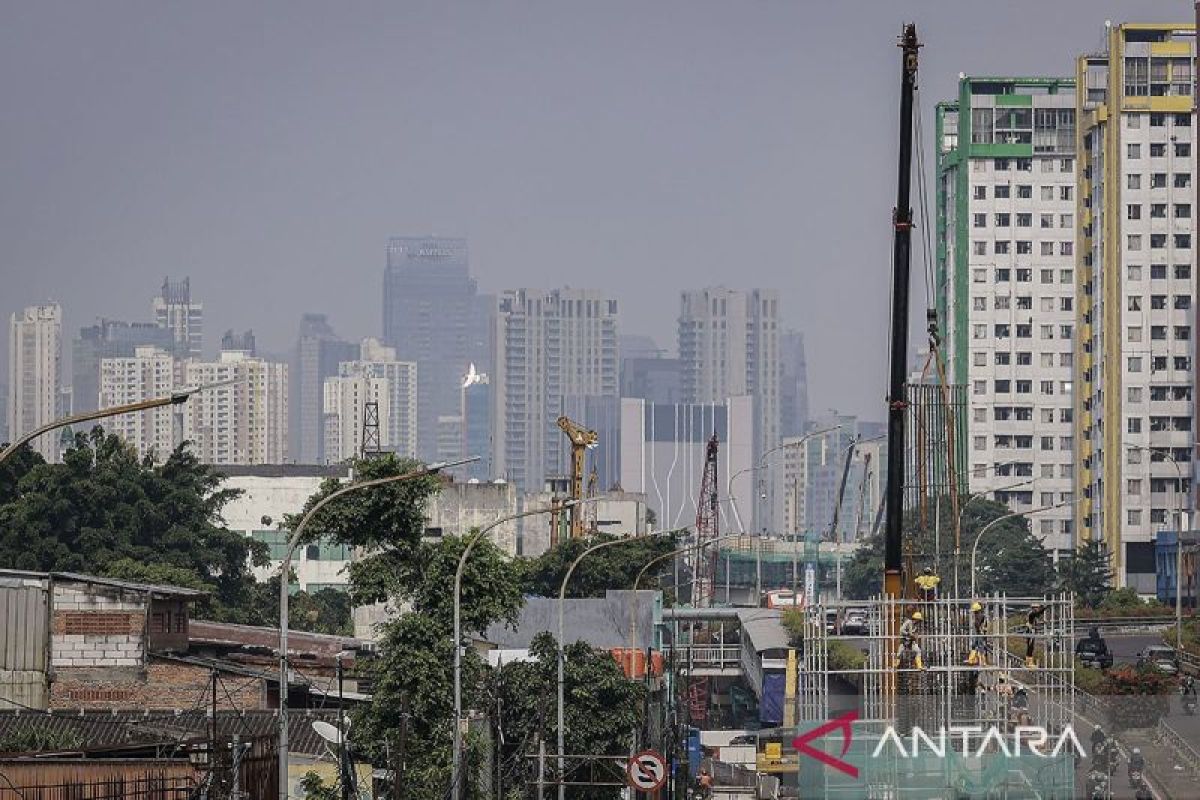 Ekonomi Jakarta tumbuh 5,21 persen sepanjang 2025