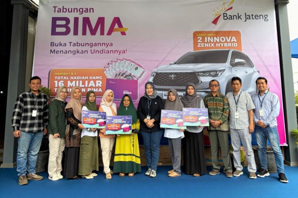 Delapan nasabah Bank Jateng Pemalang menang undian BIMA