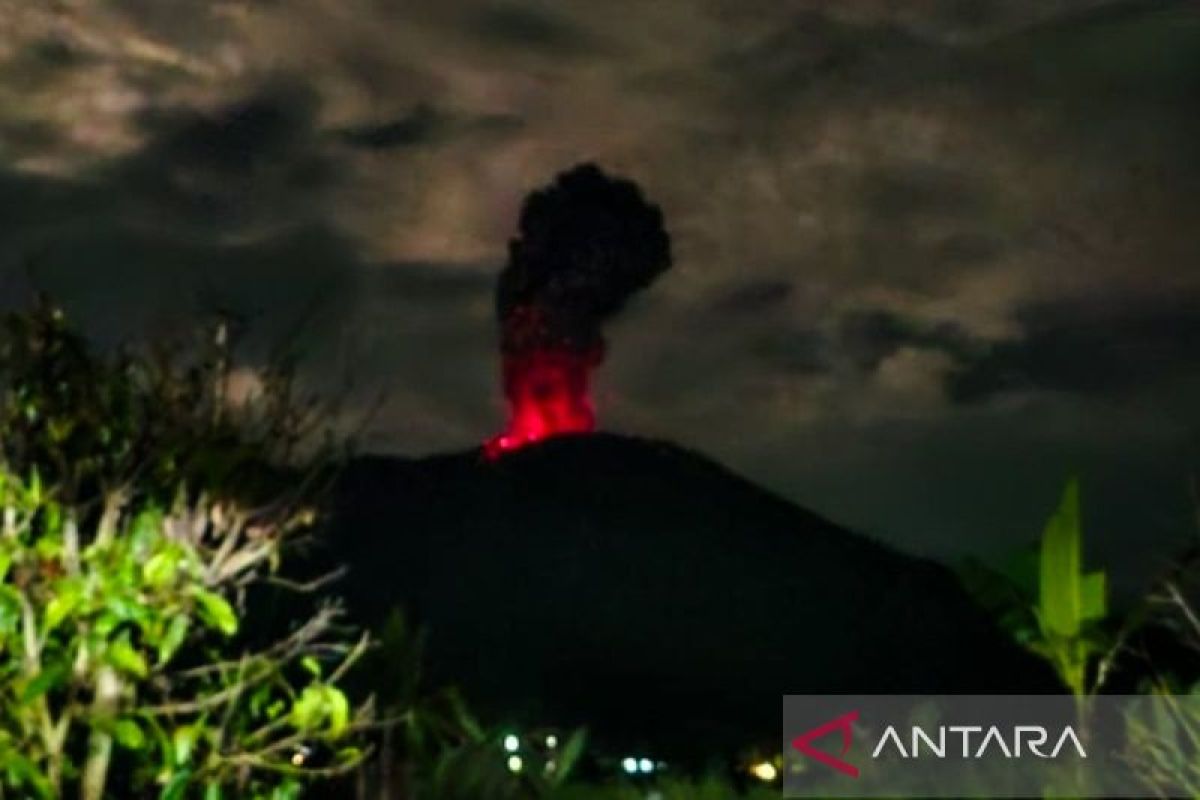 Pengelola BIM pastikan layanan penerbangan tak terdampak erupsi Marapi