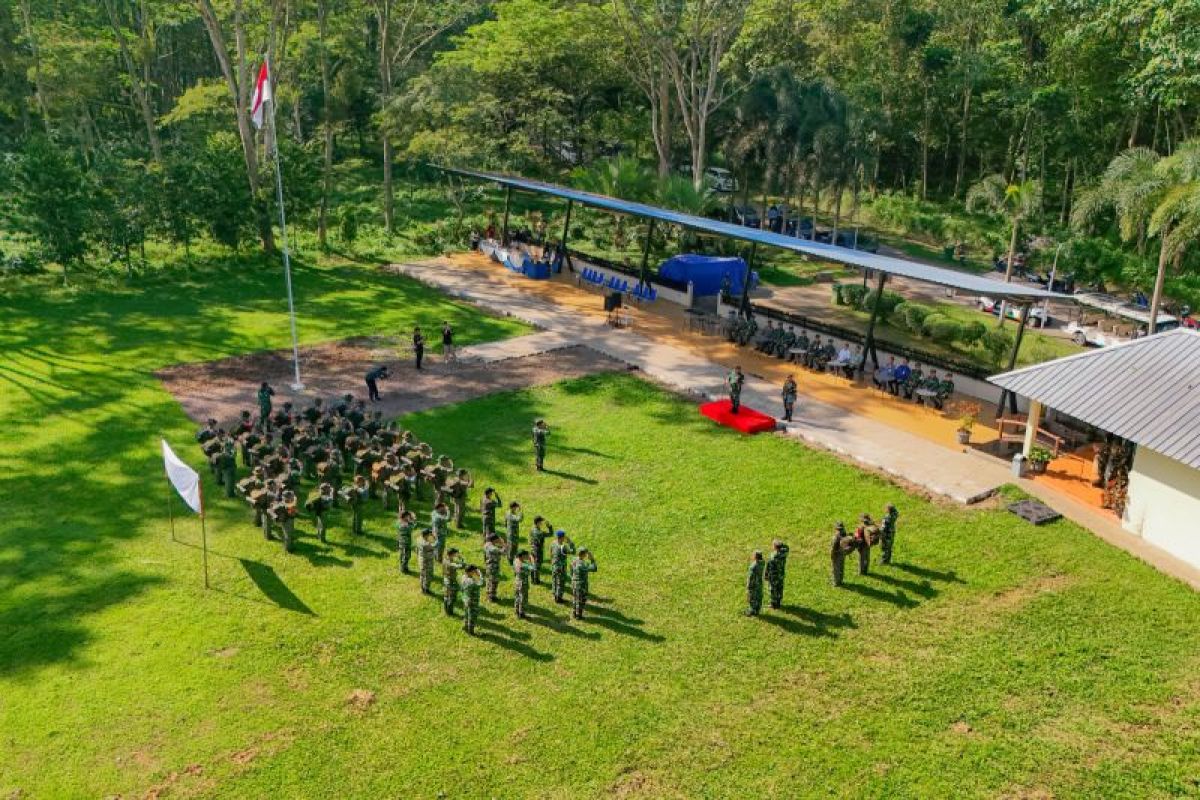 Latihan PHH dan Survival Dasar TNI AU Digelar di PT Dahana untuk Pengamanan Objek Vital Nasional
