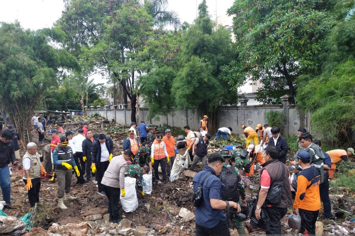 100 ribu personel dikerahkan untuk kerja bakti massal di Jakarta