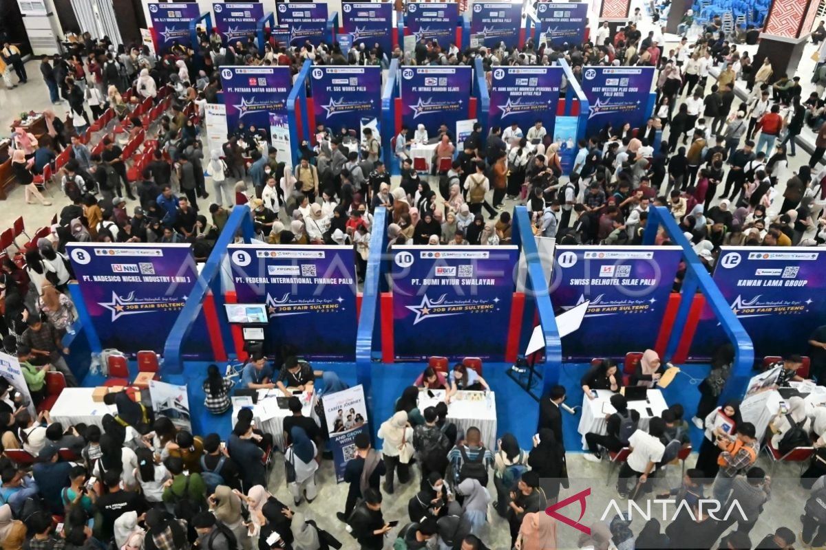 Ekonom: Perlu lapangan kerja berkualitas jaga keberlanjutan ekonomi