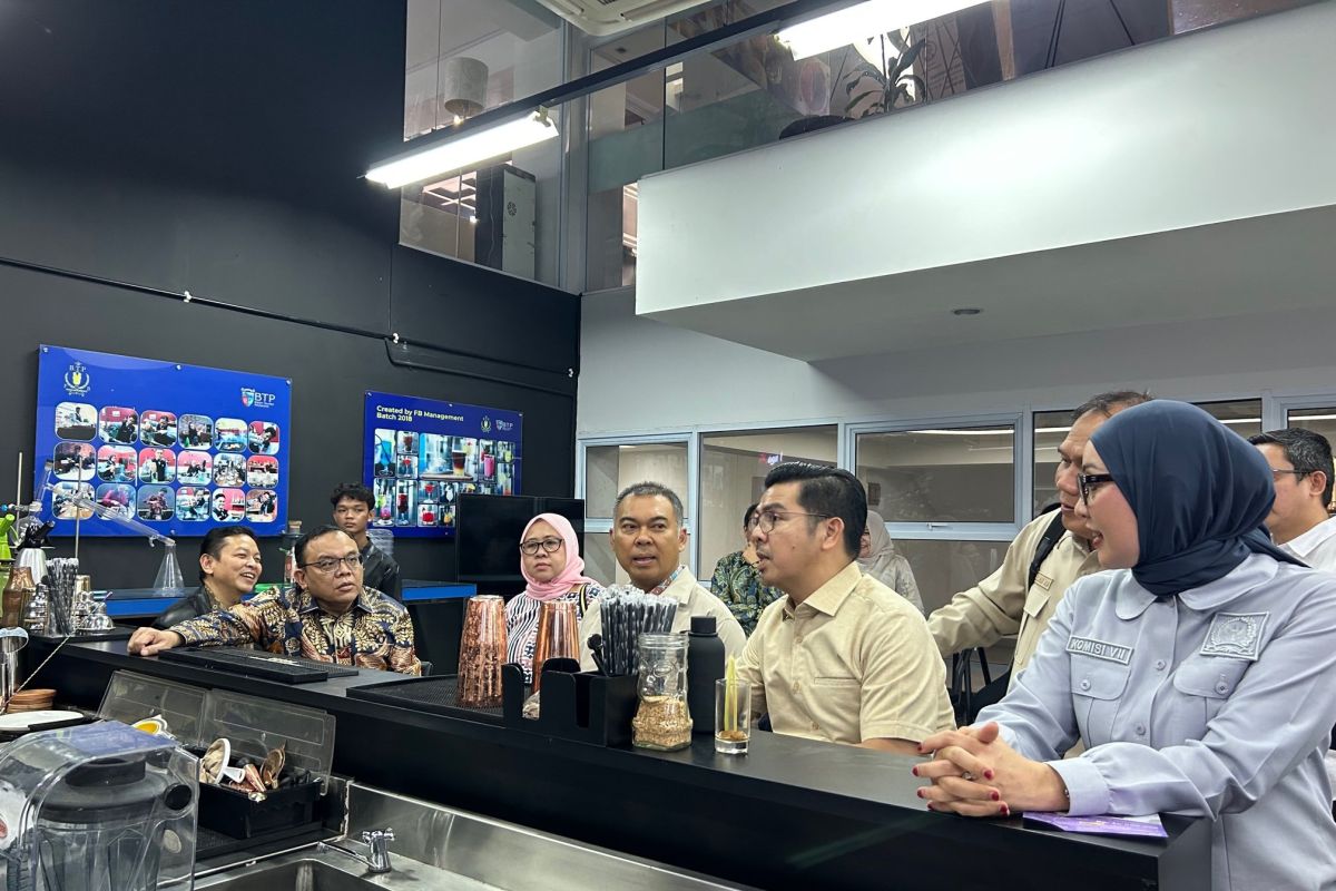 Komisi VII pelajari keunggulan politeknik pariwisata swasta di Batam