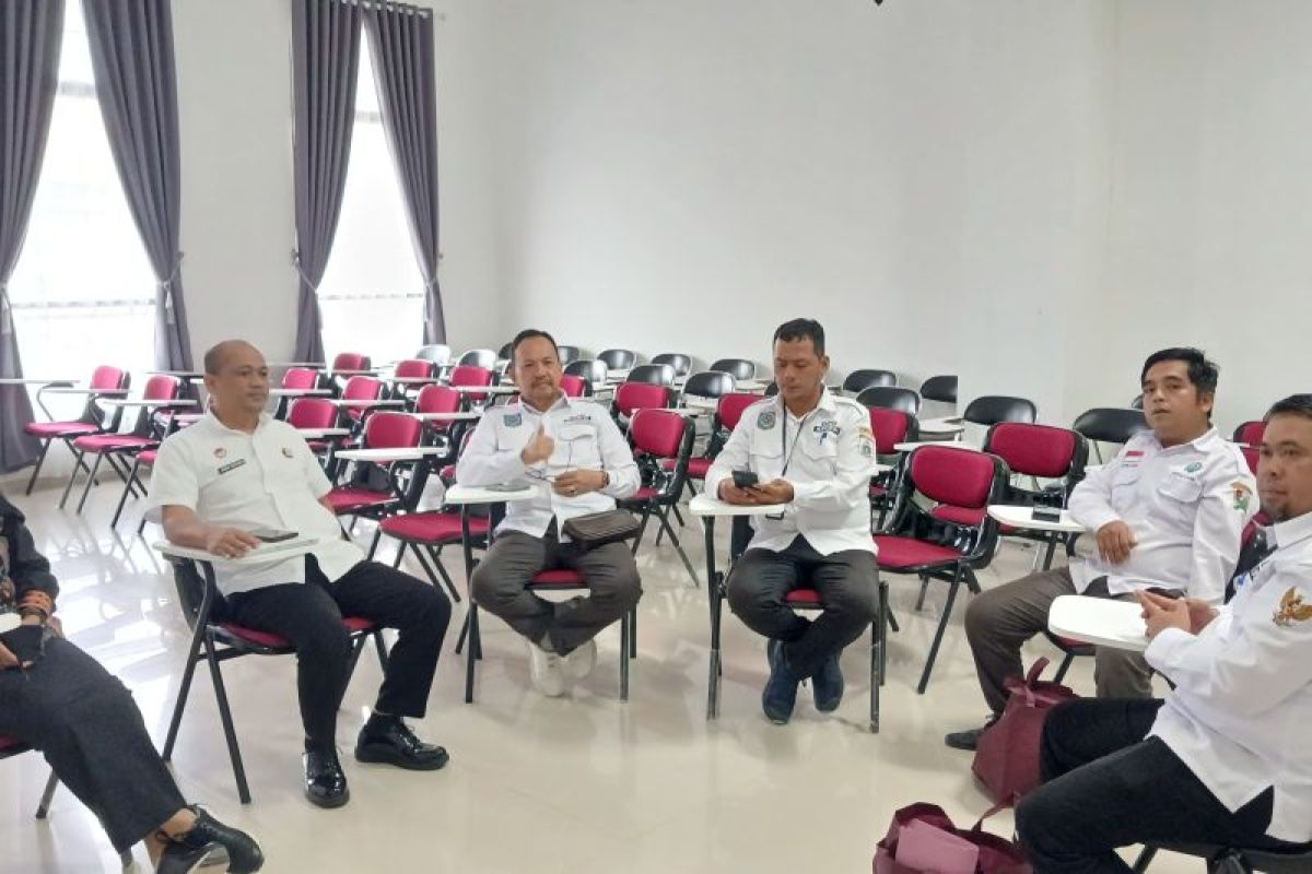 Aparat desa di Sulbar dibekali ilmu hukum