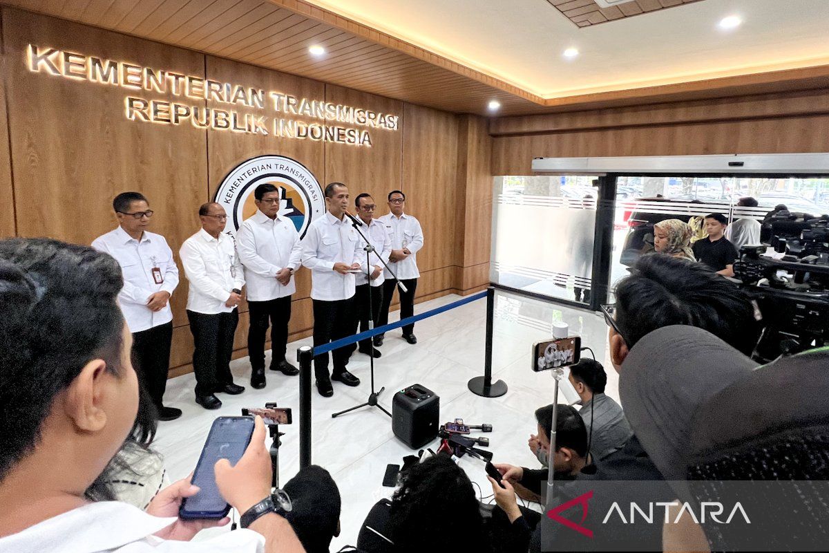 Mentrans ungkap kronologi transmigran di Kalsel minta SHM ke Presiden