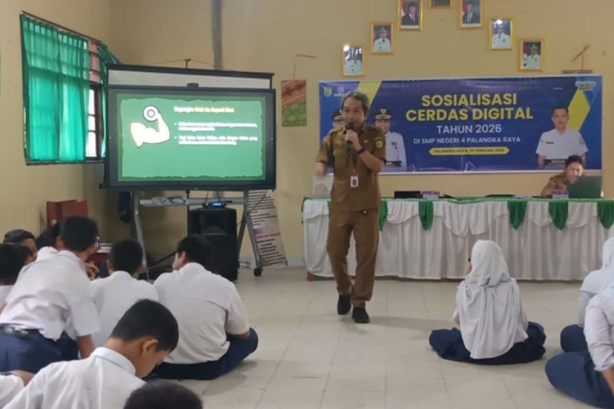 Diskominfo Palangka Raya edukasi cerdas bermedsos siswa SMP