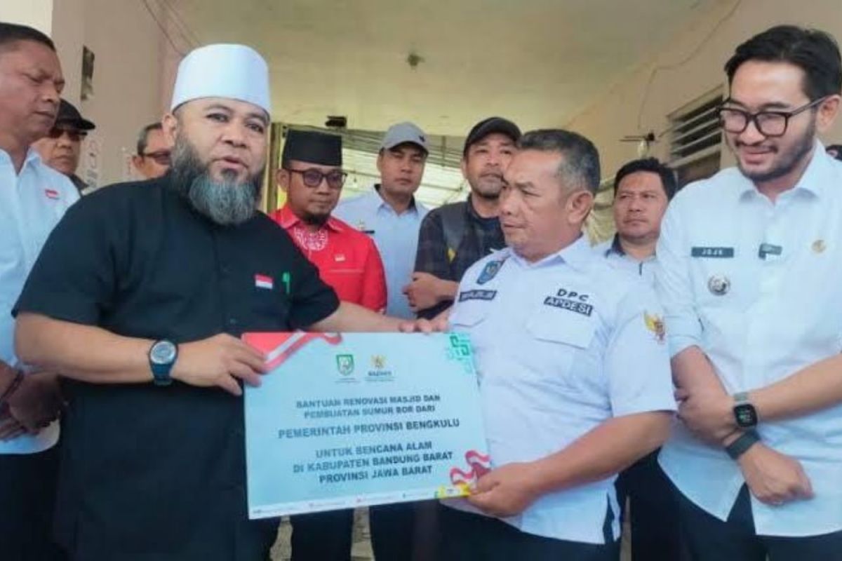 Pemprov Bengkulu salurkan bantuan Rp370 juta bagi korban longsor