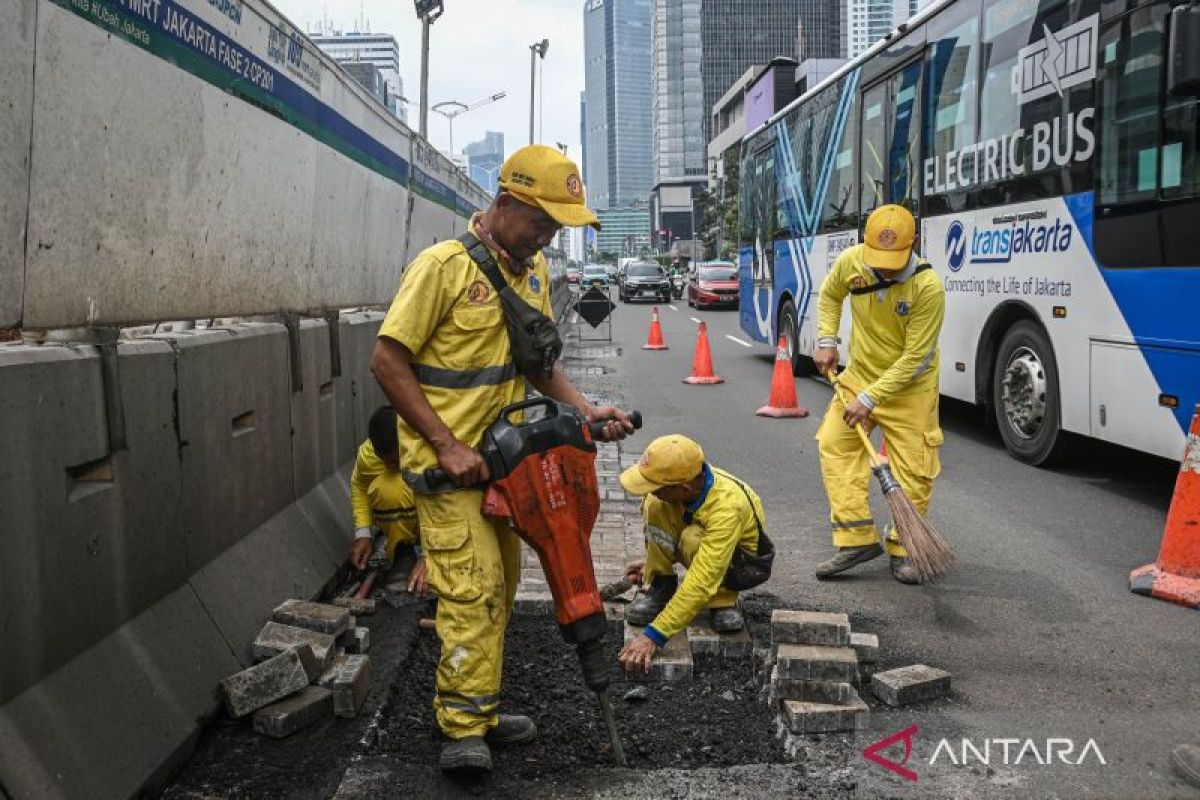 Pemulihan permukaan jalan usai proyek galian perlu dipercepat