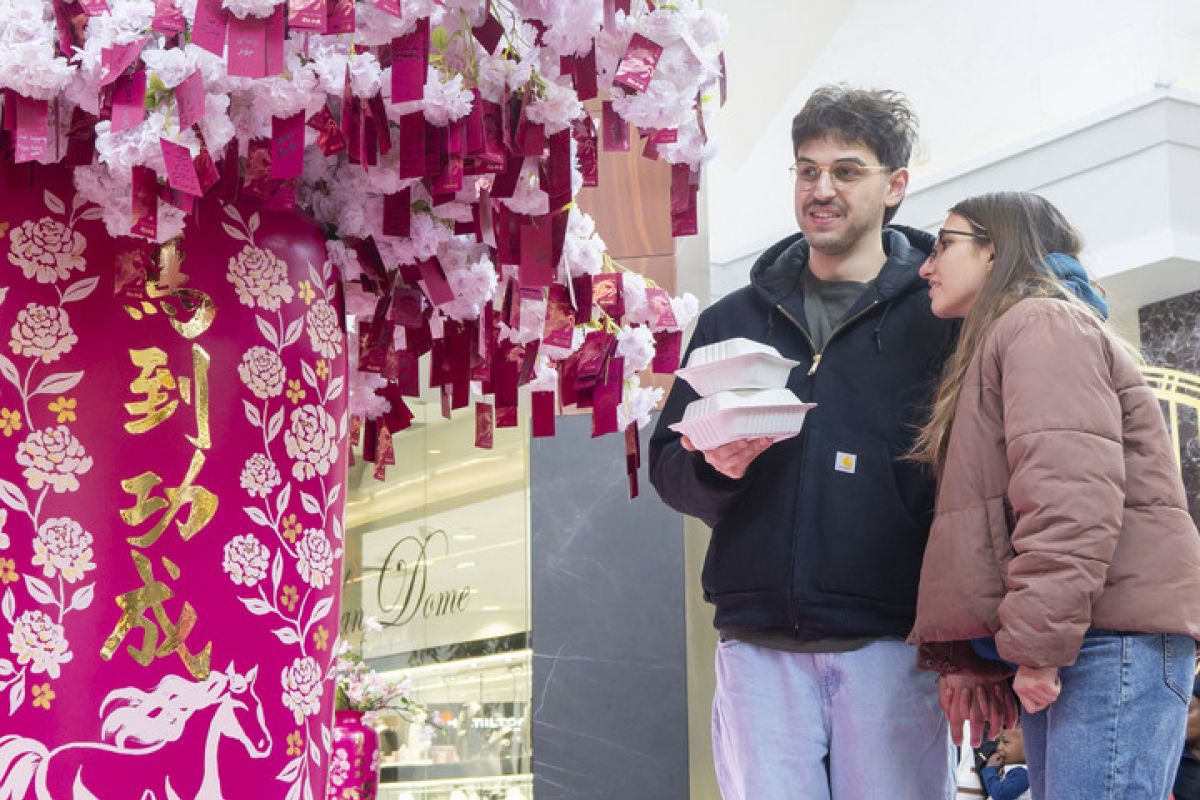 Melihat Semarak Perayaan Tahun Baru Imlek di Mal Kanada