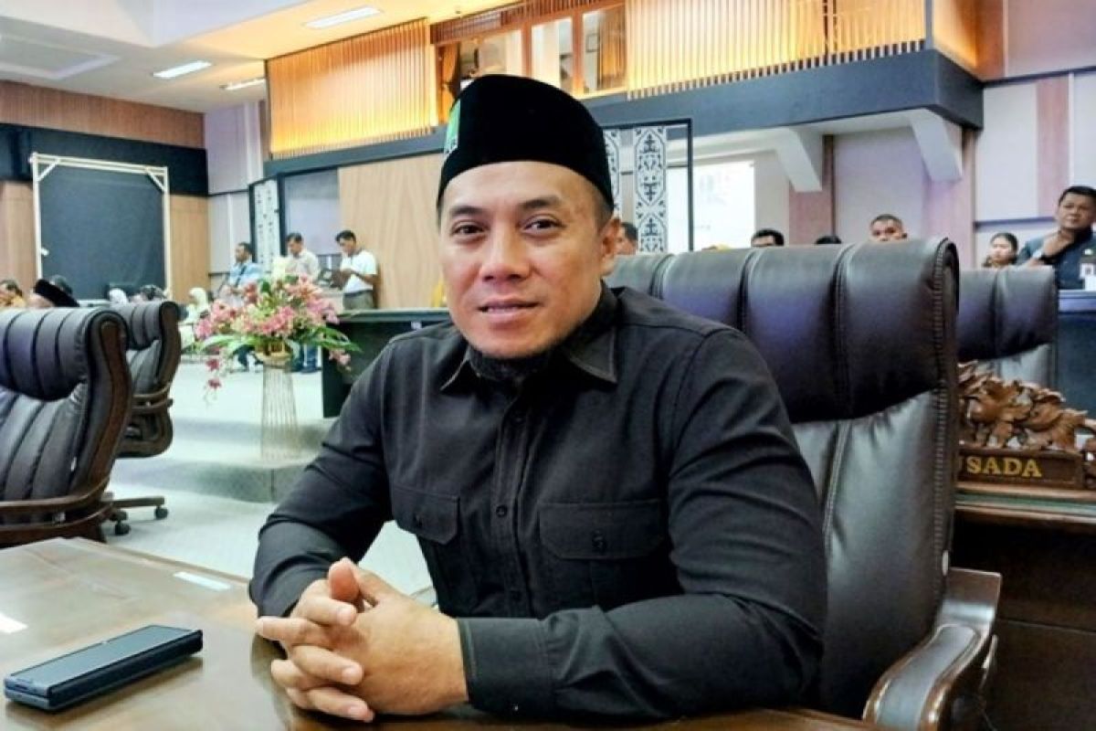 Legislator Barut dorong penguatan karakter aparatur melalui Training ESQ 165