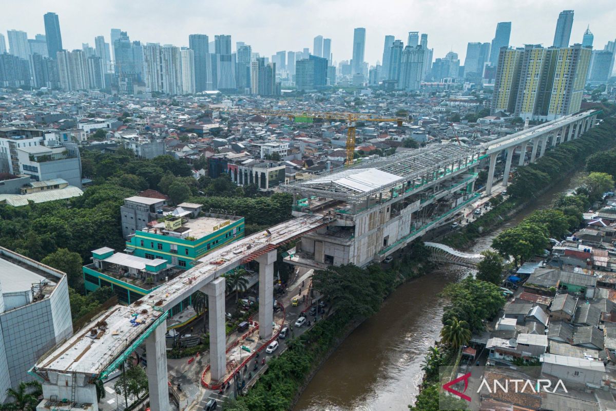 Sabtu pagi, kualitas udara Jakarta masuk 10 besar terburuk di dunia