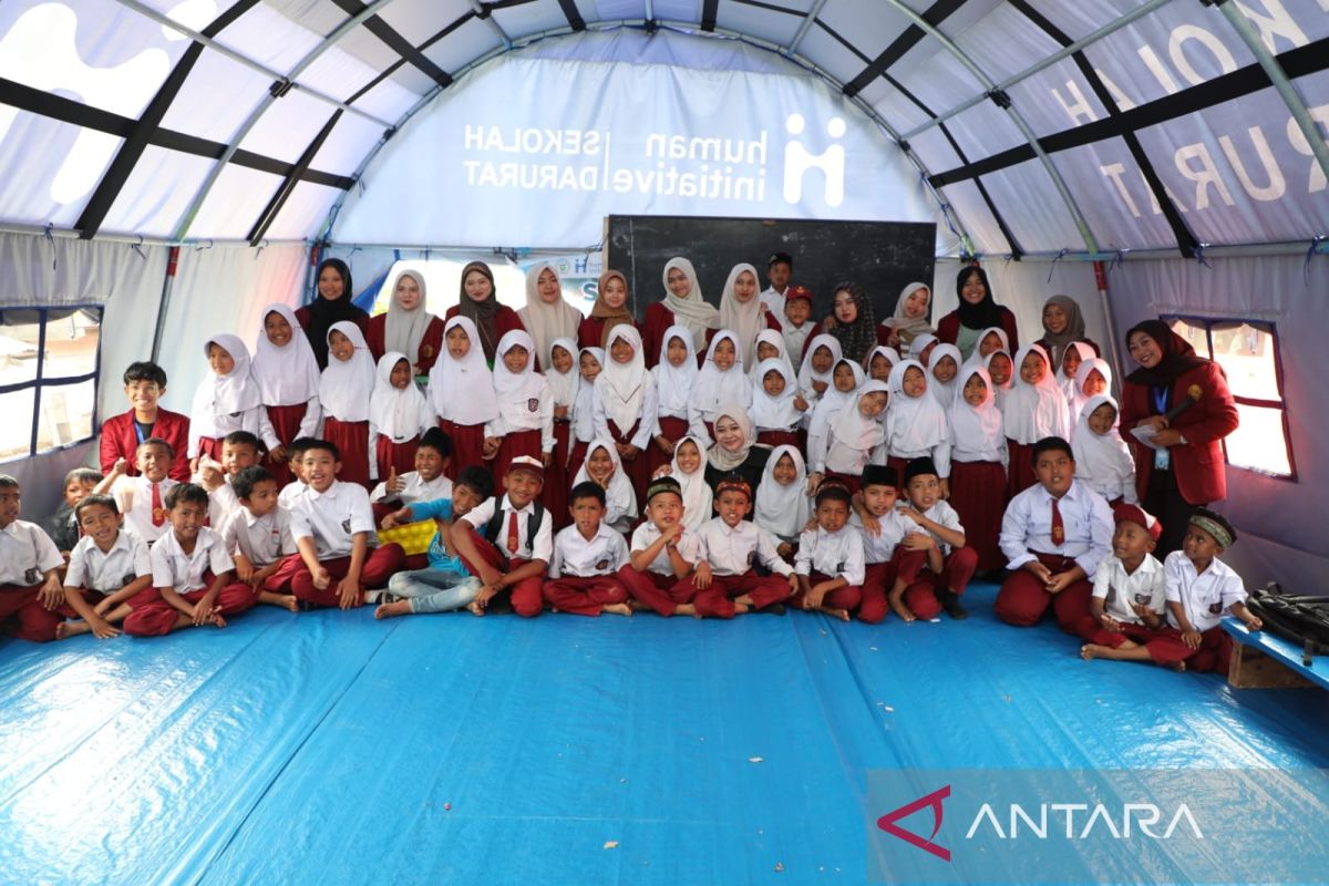 Akademisi ajak anak di Takengon tetap sekolah meski di tengah bencana