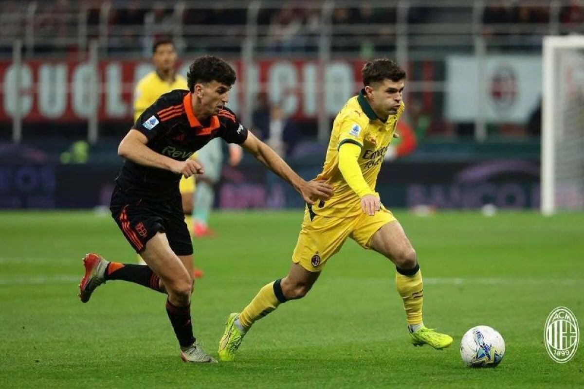 AC Milan Gagal Menang di Kandang, Tahan Imbang Como 1907 1-1 -- Allegri Kartu Merah!