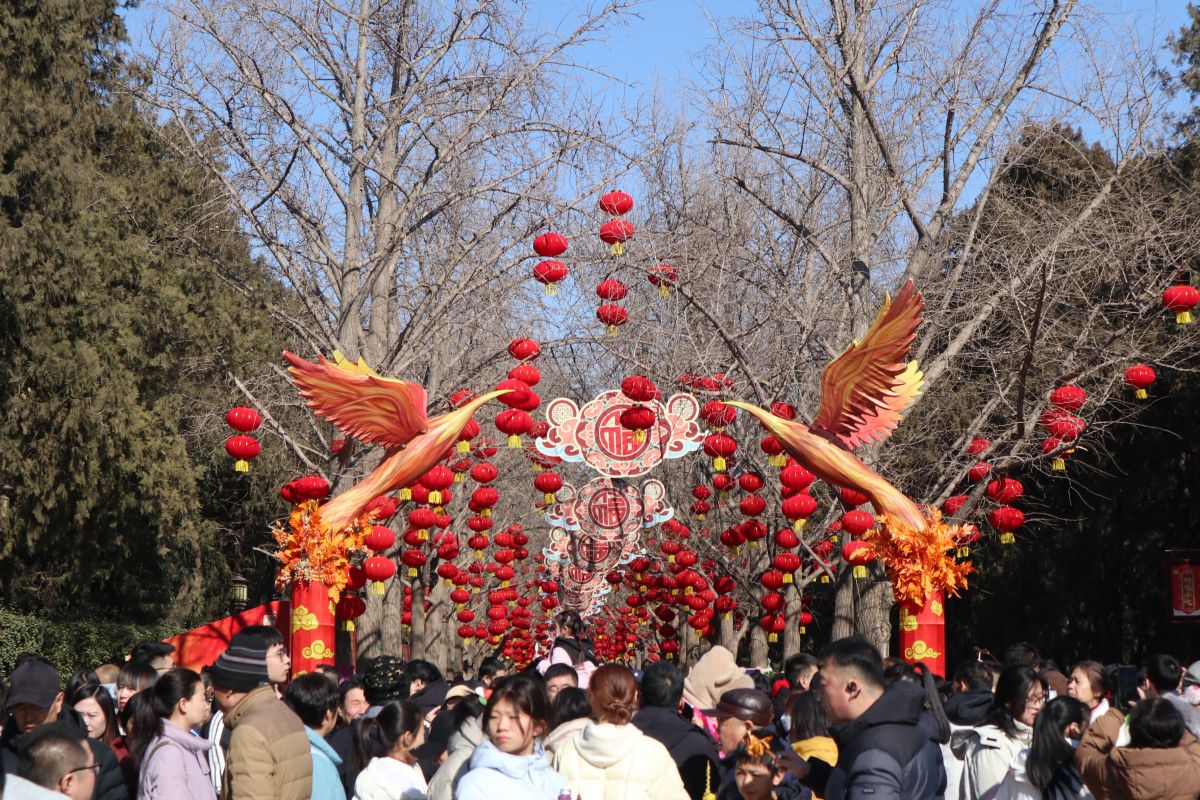 Menghabiskan libur Imlek dengan berkeliling festival kuil di Beijing
