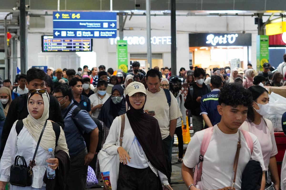 KAI Daop 6 imbau masyarakat manfaatkan diskon 30% tiket KA Lebaran