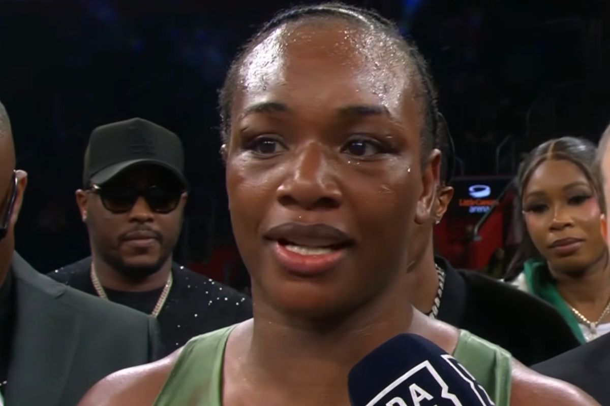 Claressa atasi Franchon untuk pertahankan empat sabuk juara dunia