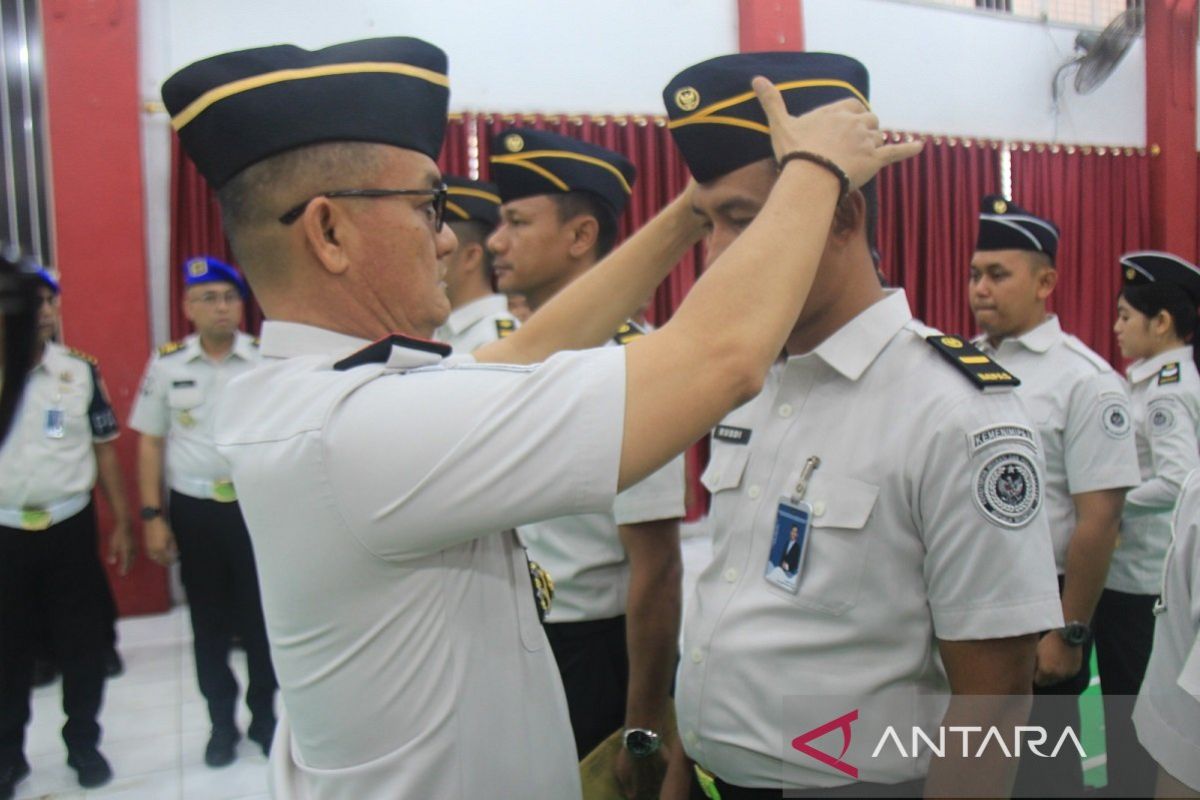20 Pegawai Lapas Pekanbaru Naik Pangkat, Kalapas Yuniarto: Momentum Perkuat Integritas dan Profesionalisme!