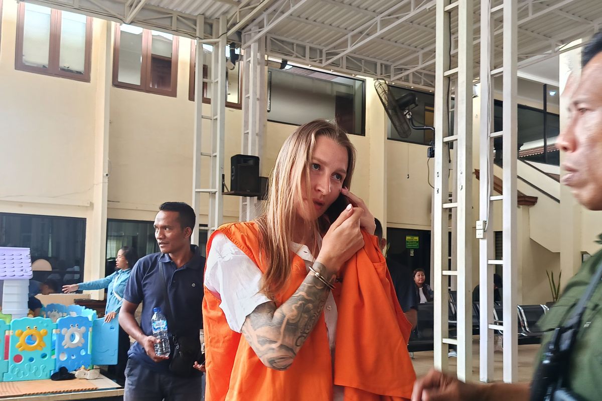 Bali's Denpasar court tries Russian citizen for marijuana cultivation