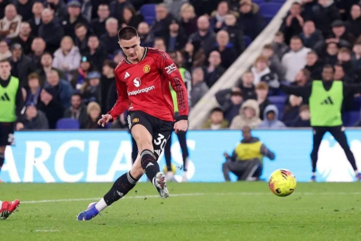 Manchester United kembali ke empat besar usai telan Everton