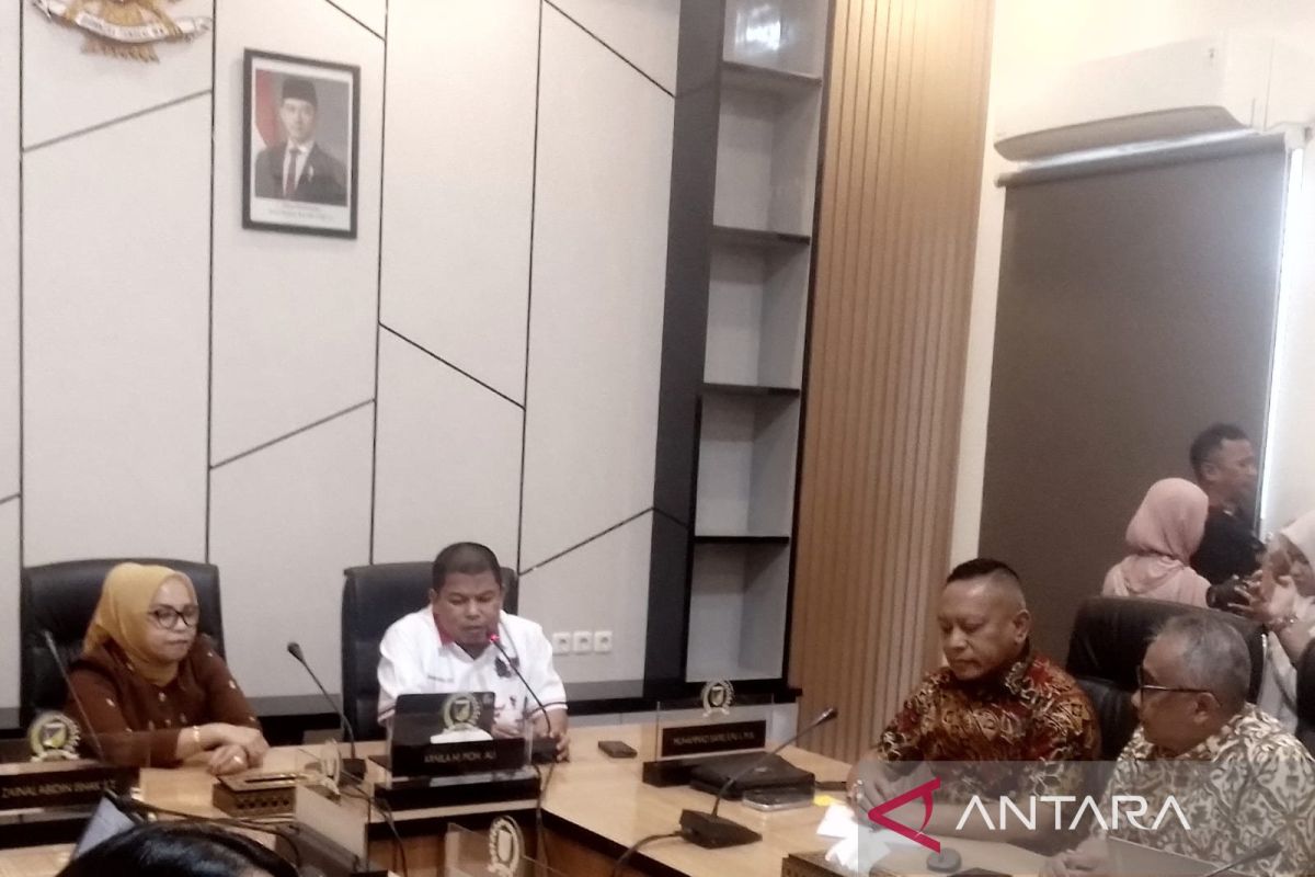 DPRD Sulteng kecewa terkait pertemuan CPM dan tokoh adat Poboya