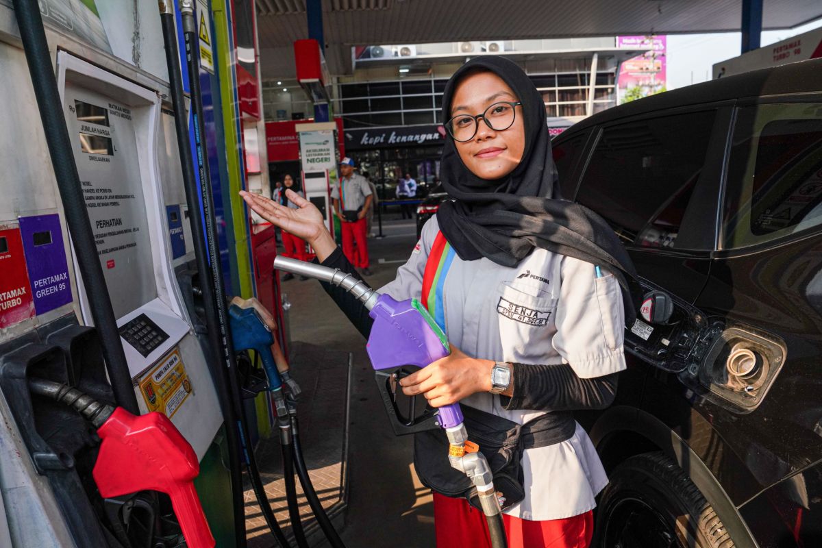 Resmi! Pertamina naikkan harga Pertamax jadi Rp12.300 mulai hari ini
