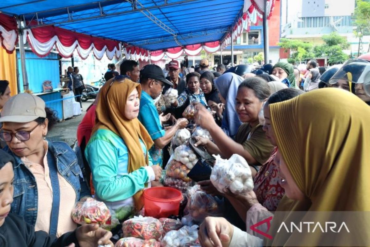 Pemkot Jayapura gelar pasar murah bersubsidi antisipasi inflasi 2026