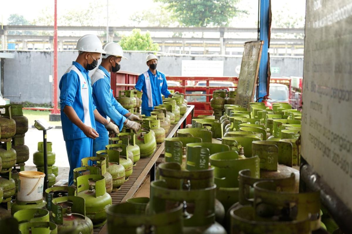 Pertamina tambah pasokan 710.160 tabung elpiji 3 kg untuk Jawa Tengah