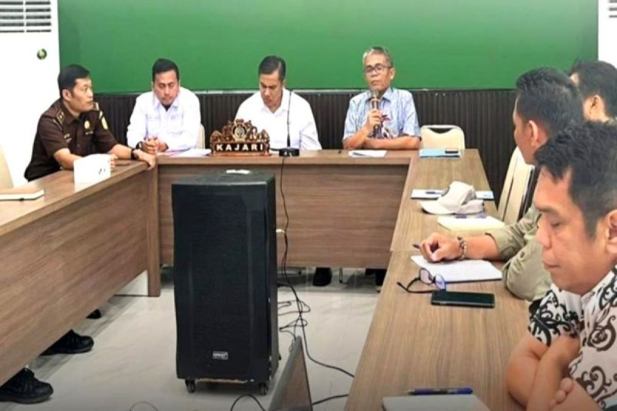 Dinas PUPR dan Kejari Barut bersinergi pendampingan hukum 18 paket pekerjaan
