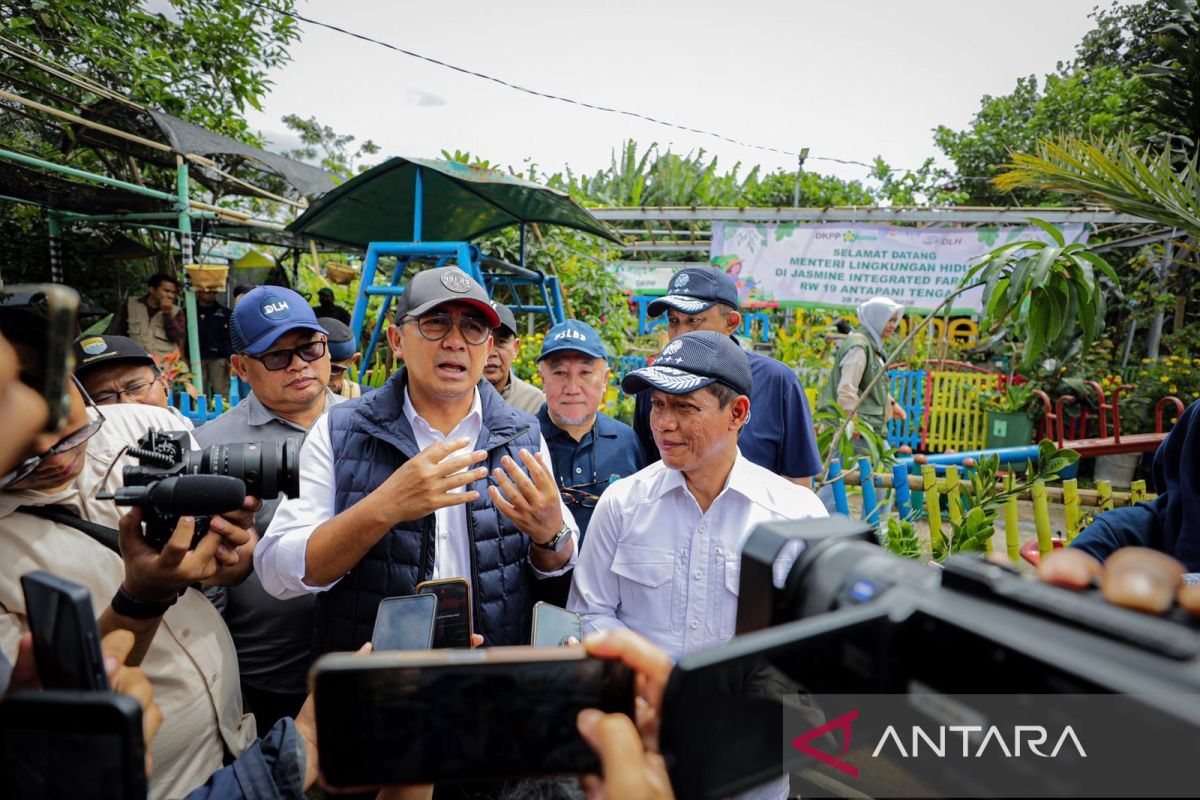 Farhan tawarkan pengembangan TPA Jelekong Bandung ke investor