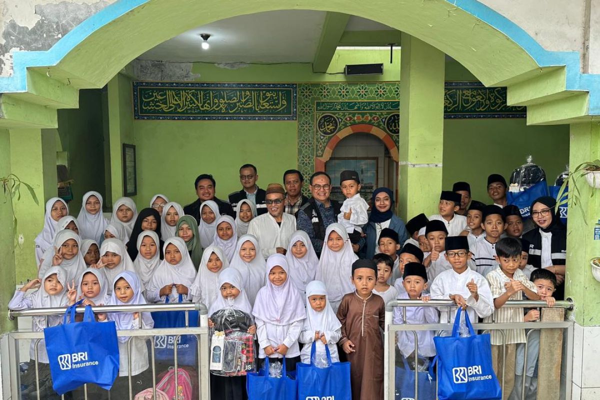 BRI Insurance dukung pendidikan yayasan lewat program TJSL