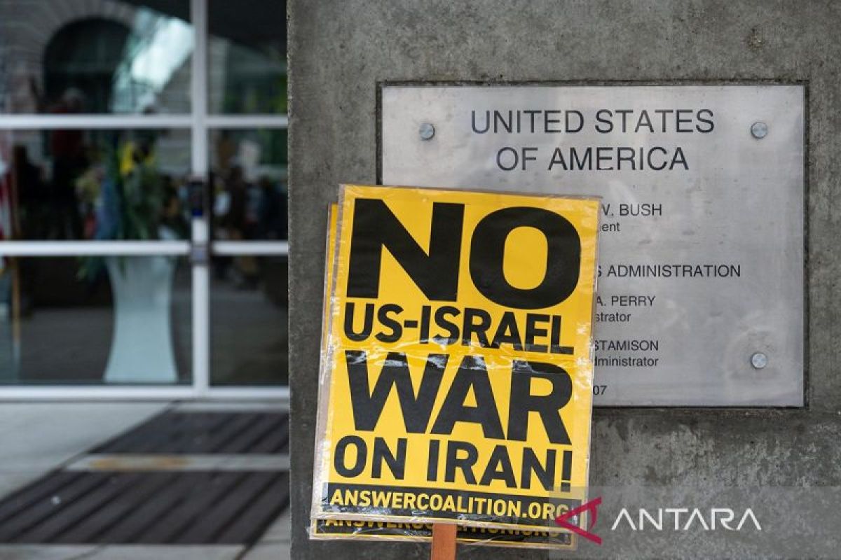 Dari Teheran ke Jakarta: Pelajaran perang intelijen CIA, Mossad, VEVAK