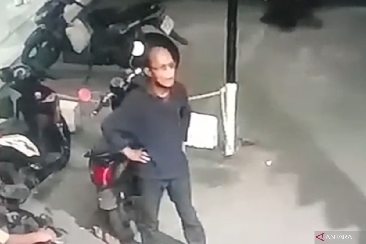 Polisi buru pria yang mengaku Kasat Narkoba dan gondol motor di Jaktim