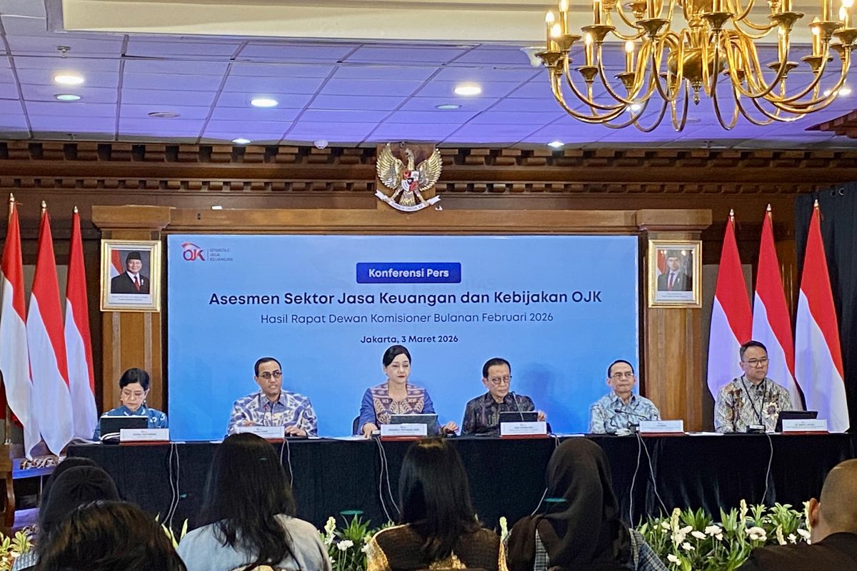 OJK ungkap faktor perlambatan kredit UMKM setahun terakhir