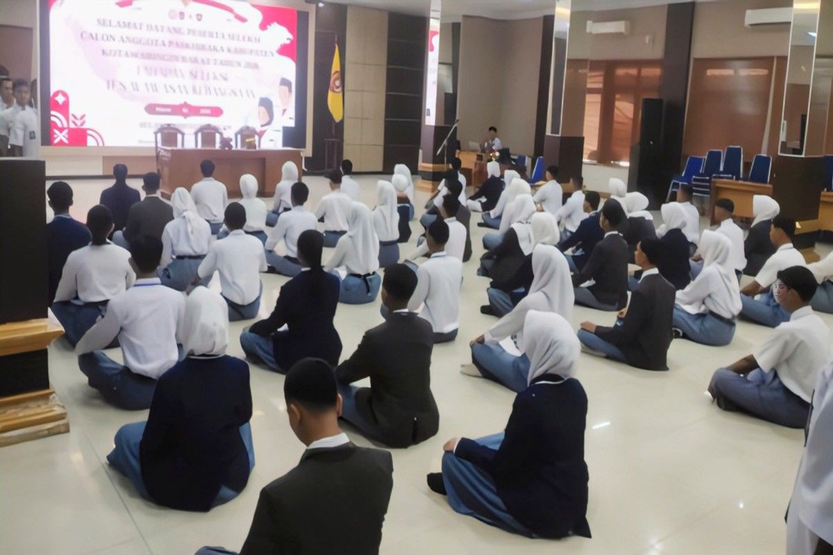 Kesbangpol Kobar mulai seleksi calon Paskibraka