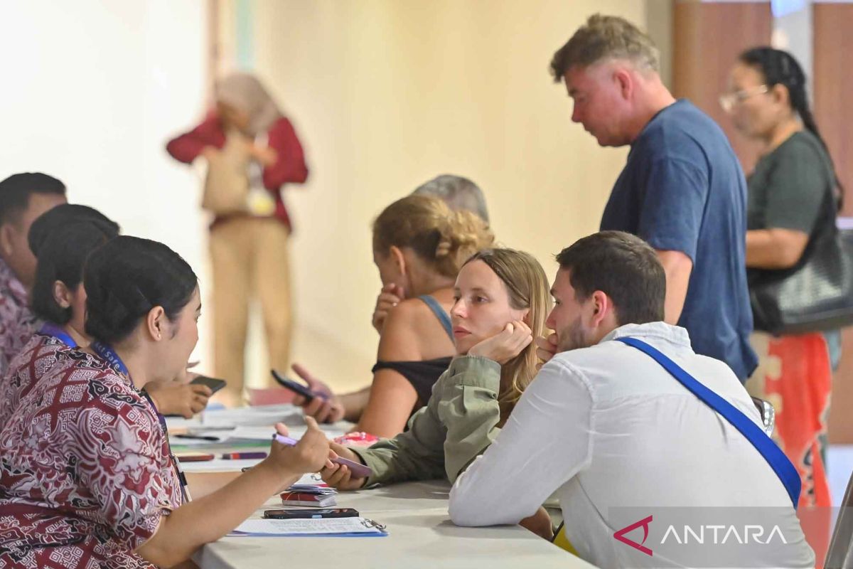 Pembatalan penerbangan di Bandara Ngurah Rai akibat konflik AS-Israel dengan Iran