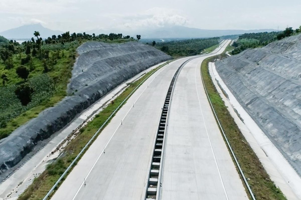 Suplai Beton WSBP untuk Jalan Tol Probolinggo–Banyuwangi Paket 3 Mendekati Rampung, Jelang Mudik Lebaran 2026