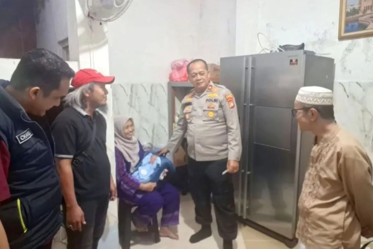 Penemuan bayi pada gerobak nasi uduk di Jaksel diselidiki polisi