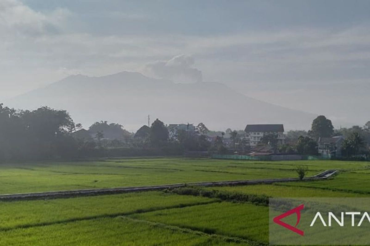 Badan Geologi sebut aktivitas kegempaan Gunung Marapi relatif stabil