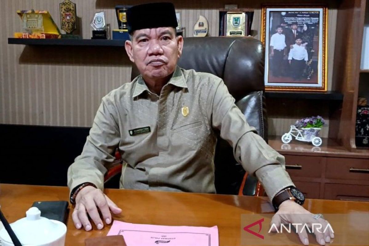 DPRD Kotim imbau tunda umrah imbas konflik di Timur Tengah