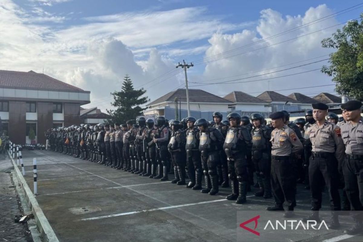 Polisi menyiagakan 1.349 personel amankan sidang putusan aktivis Pati
