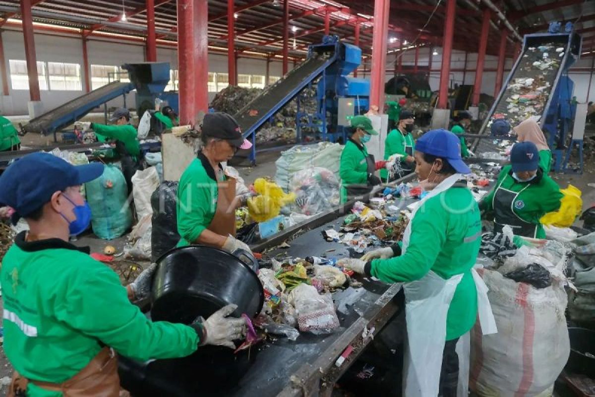 Percepatan pengolahan sampah di Bali