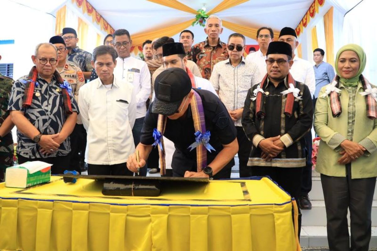 Sultra resmikan SMAN 7 Pasarwajo Buton perkuat pemerataan pendidikan