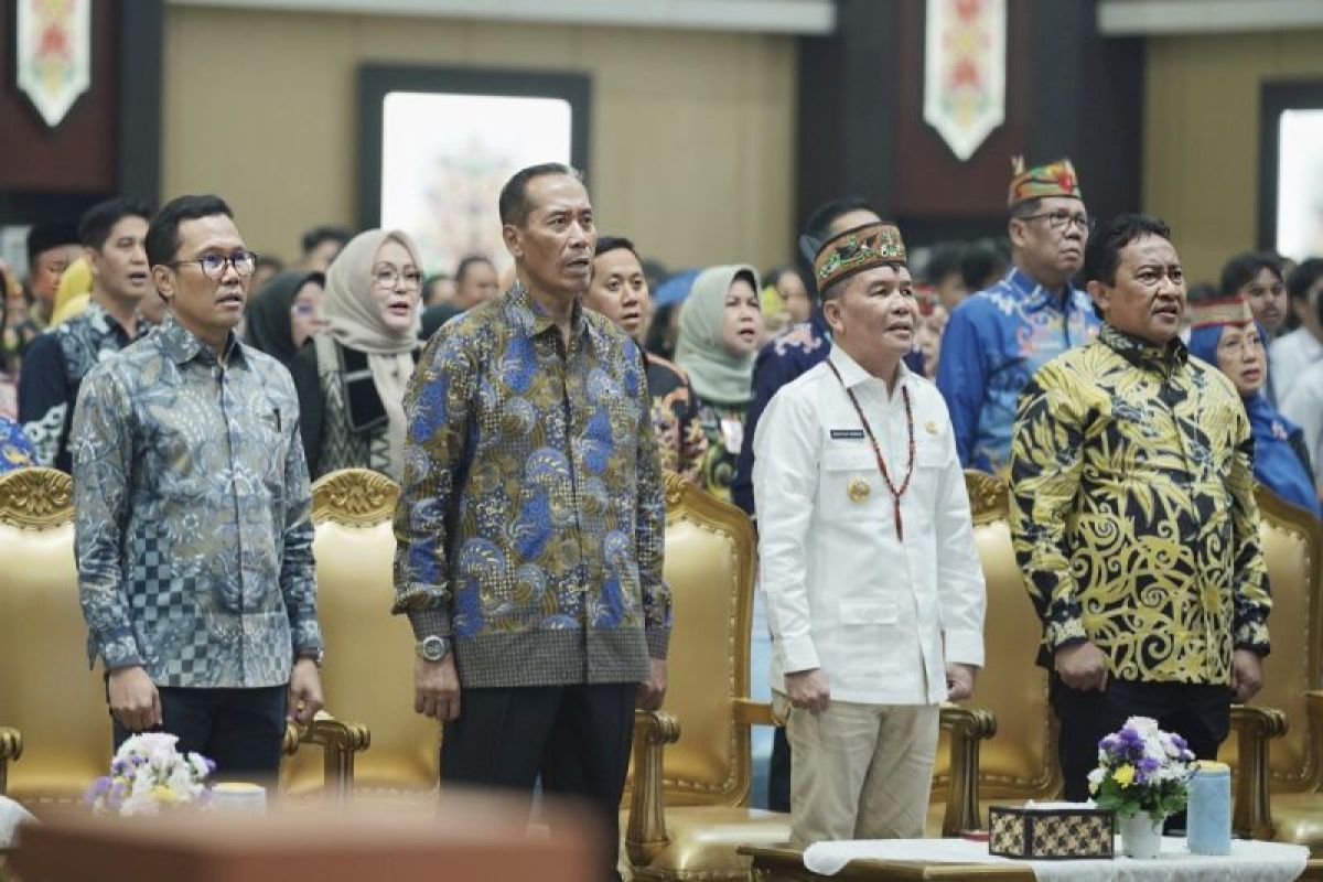 Gubernur Kalteng gandeng 36 perguruan tinggi wujudkan 'Satu Rumah Satu Sarjana'