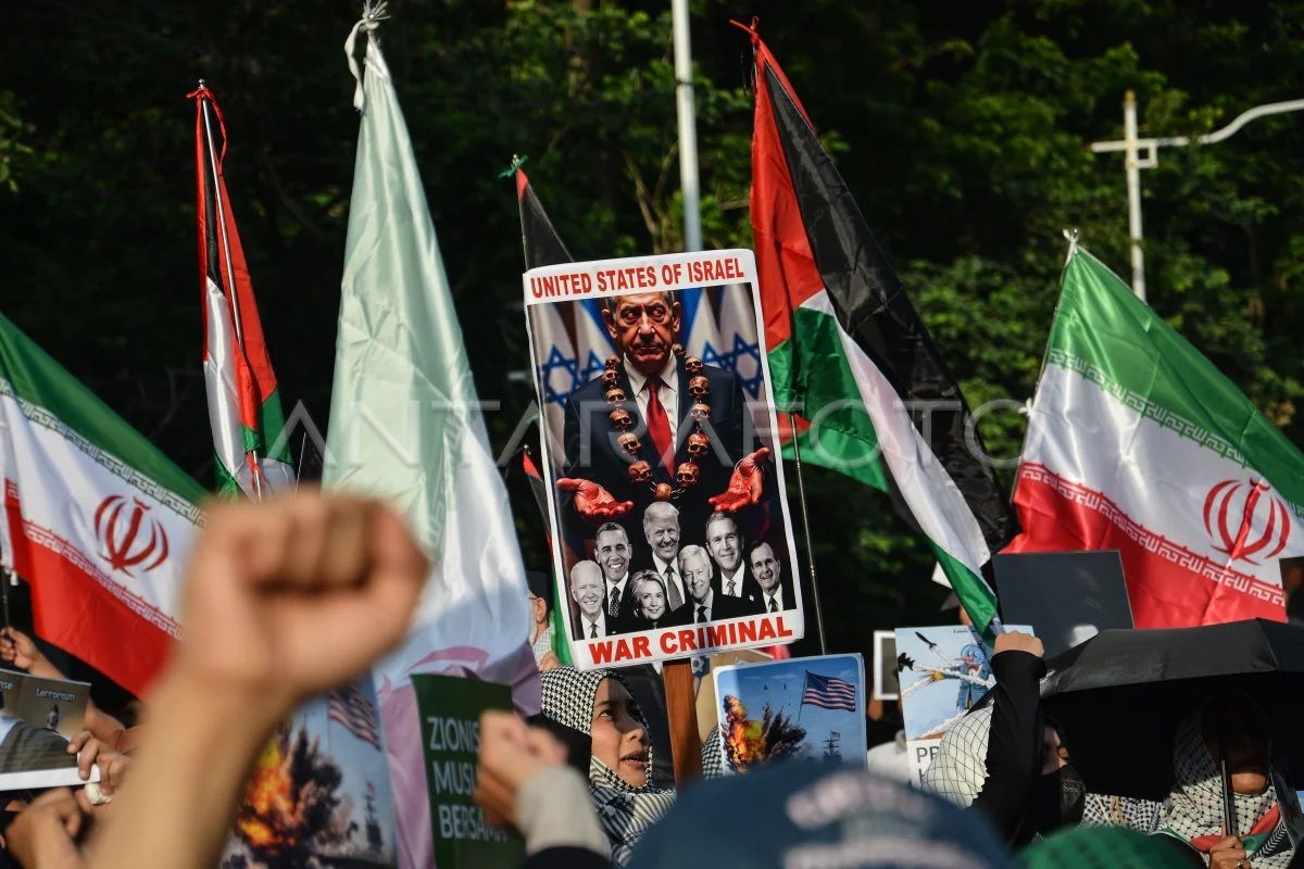 Foto: Aksi solidaritas untuk Iran