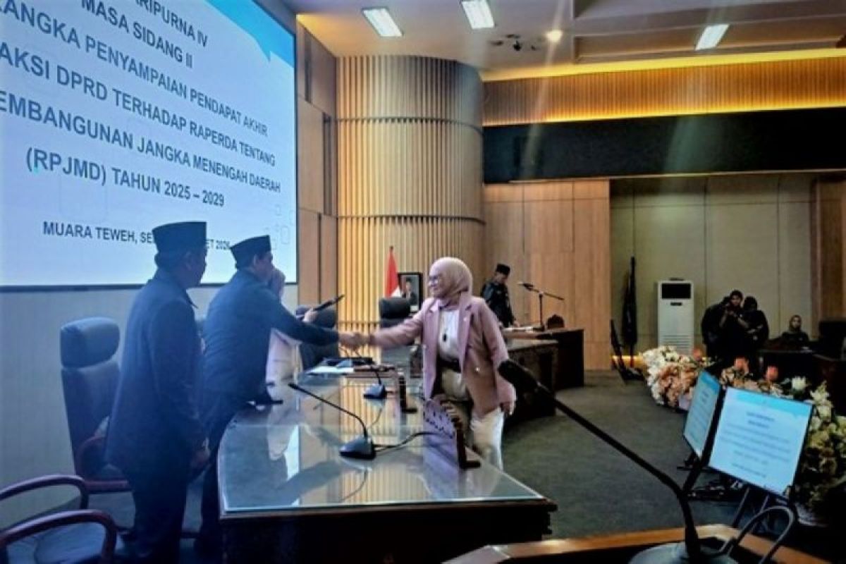 Fraksi KIR DPRD Barut setujui raperda RPJMD ditetapkan menjadi perda