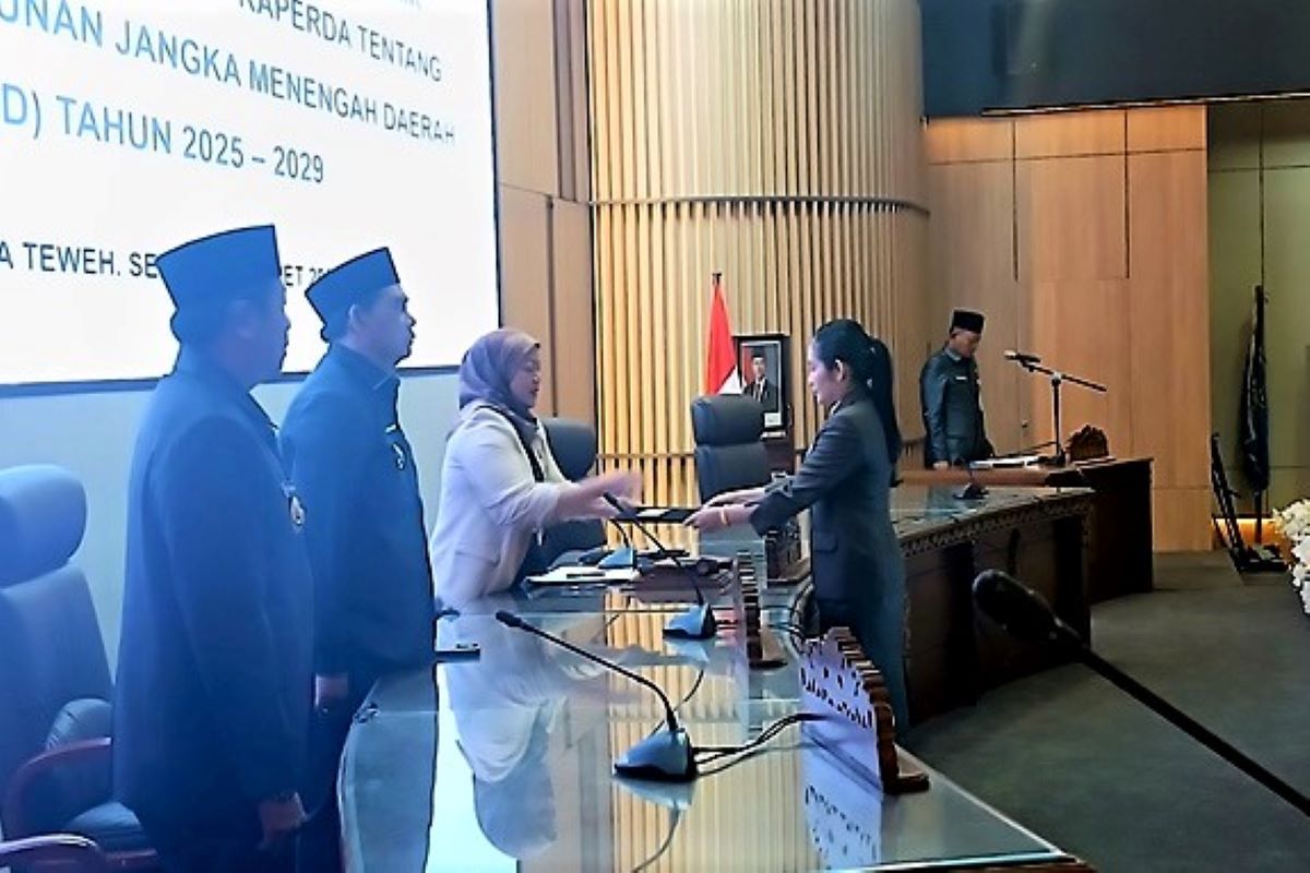 F-PDIP Barut setujui raperda RPJMD,tekankan pengentasan kemiskinan
