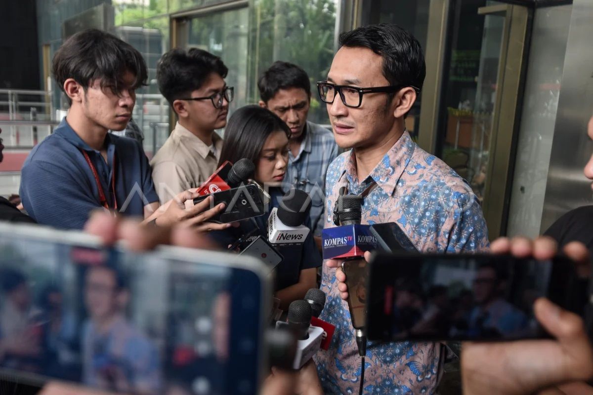 Foto: KPK mengamankan Bupati Rejang Lebong