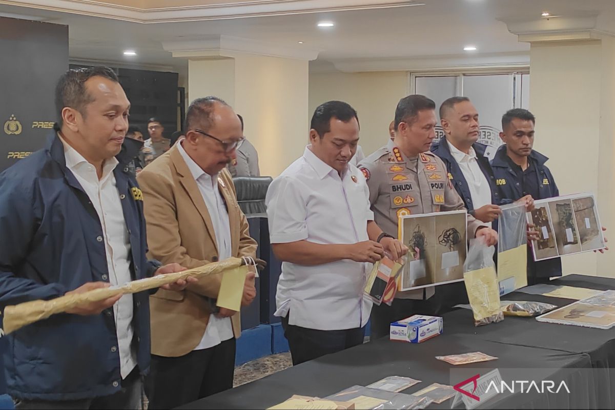 Ini cara tersangka pembunuhan di Depok kelabui keluarga korban