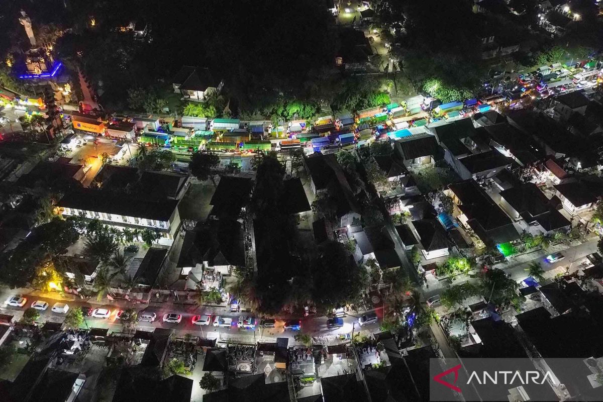 Kemacetan jalan di Pelabuhan Gilimanuk capai 25 kilometer