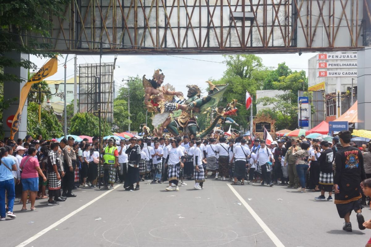 Nyepi dan Lebaran berdekatan, Ogoh-ogoh dan takbiran di NTB tetap diizinkan